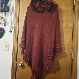Elegant Burgundy Poncho with Faux Fur Trim